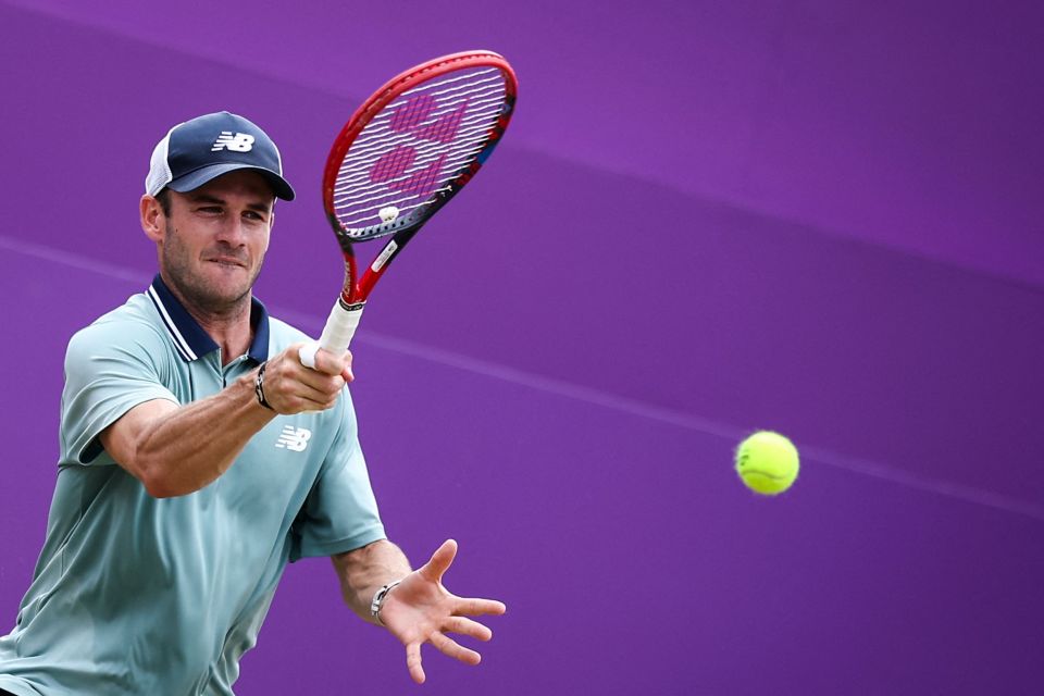 更换主教练 更换主教练