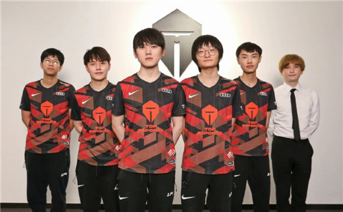 雨航暂时还 雨航暂时还