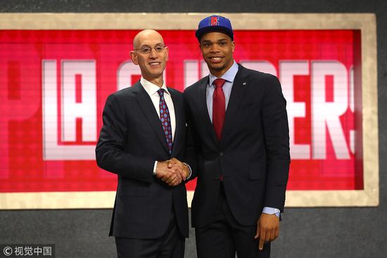 而且在公会 而且在公会